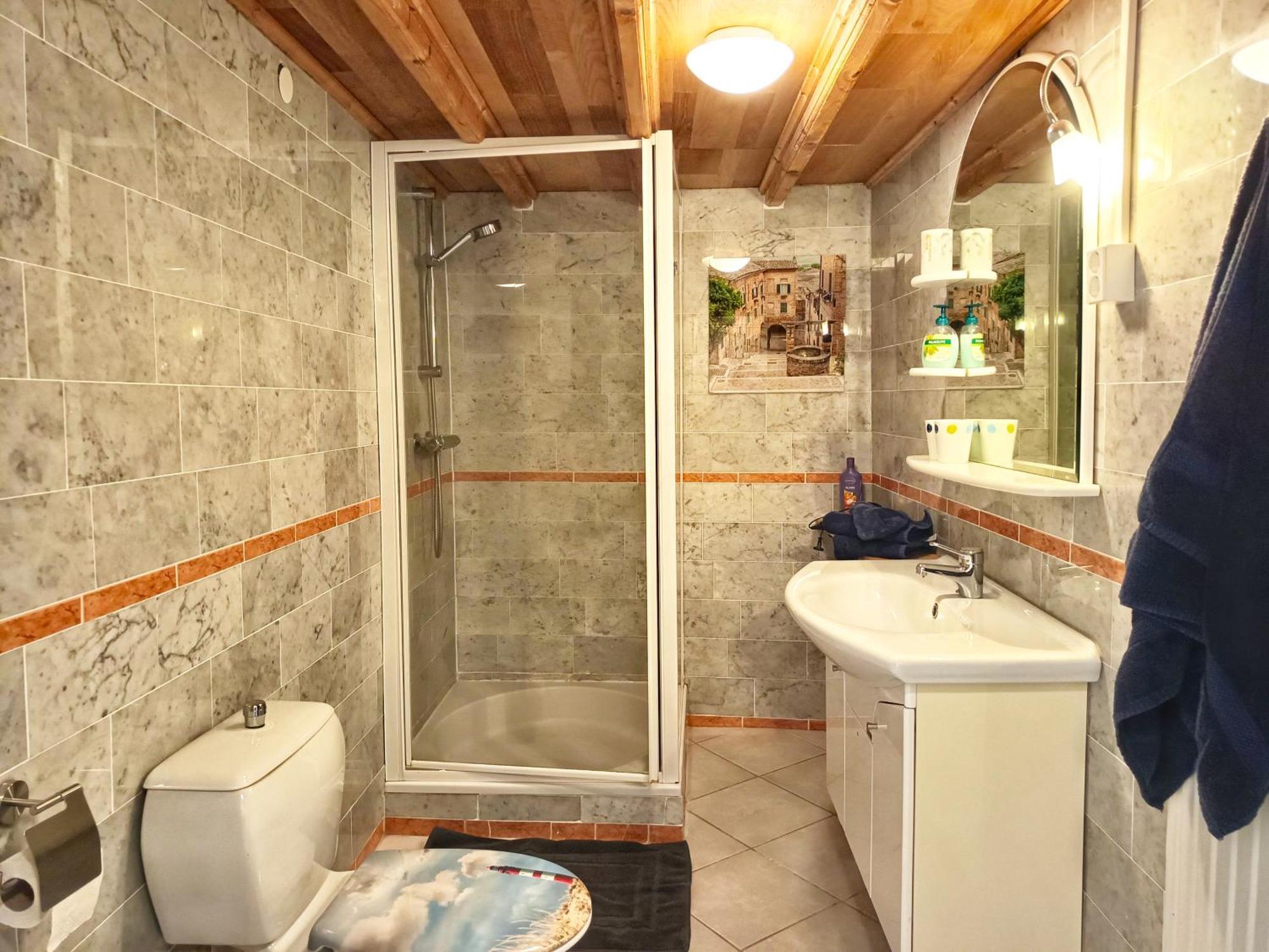 Bnb Het Geluk Van Limburg Mechelen Kamer foto